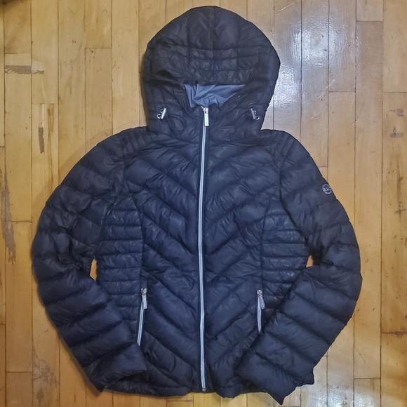 Michael Kors Packable Down Fill Jacket - Picture 2 of 5